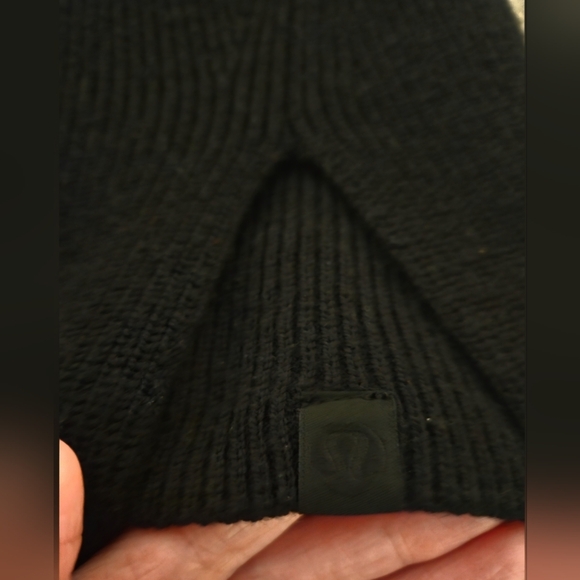 Lululemon Merino Wool Blend Sweater - Picture 3 of 4